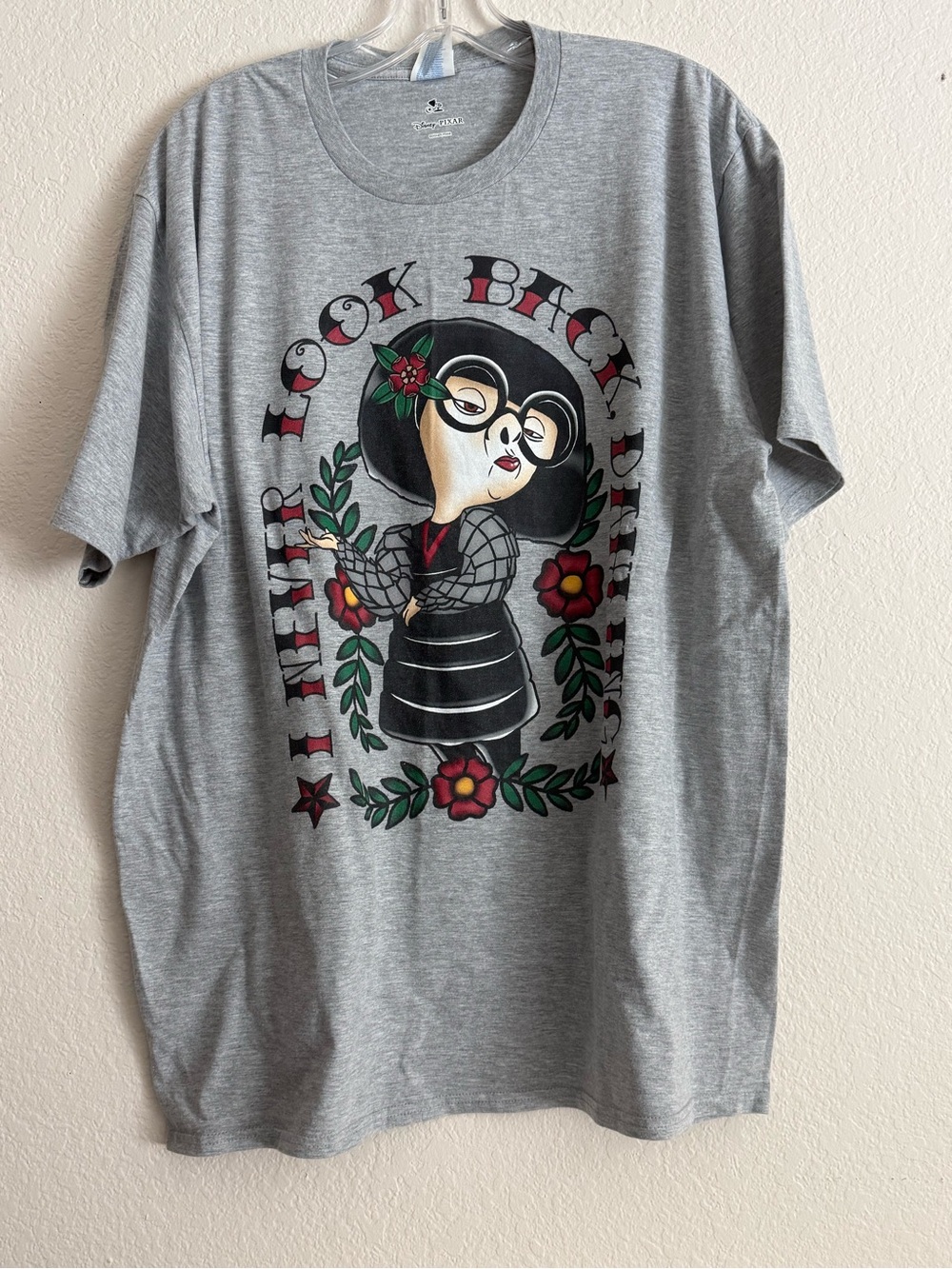 Pixar-Incredibles-Edna ModeGrey Short-Sleeve Graphic Tee